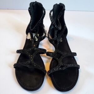 Me Too Black Gladiator Sandals with Crisscross Straps Size 6